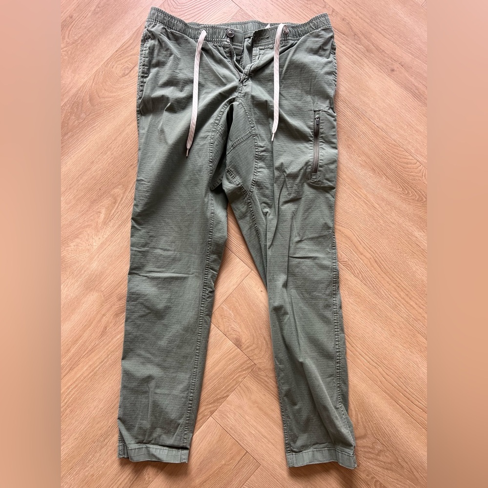 Mens Vuori Ripstop Climber - Size L - Green